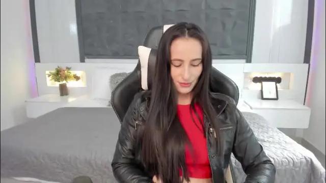 Image 3 of saragomez_1 Stream on Chaturbate on 2 months ago