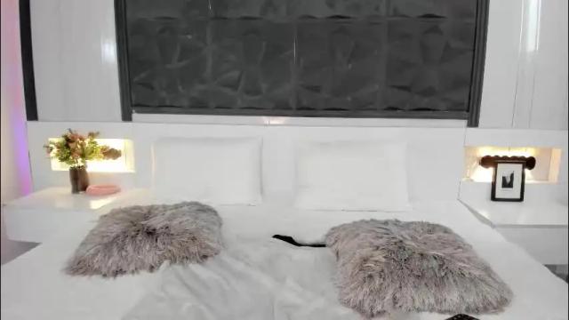 Image 12 of saragomez_1 Stream on Chaturbate on 2 months ago