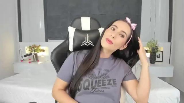 Image 10 of saragomez_1 Stream on Chaturbate on 1 month ago
