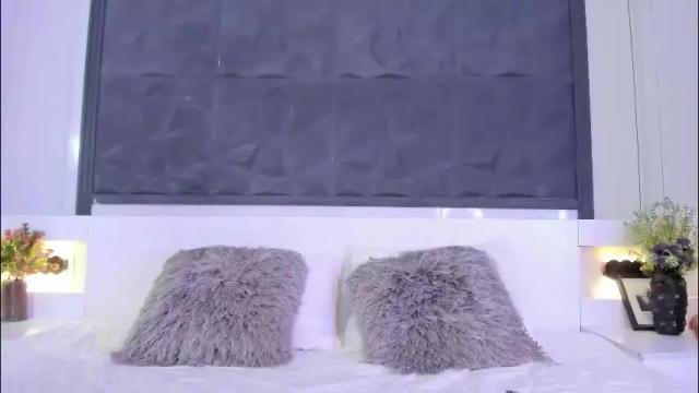 Image 12 of saragomez_1 Stream on Chaturbate on 25 days ago