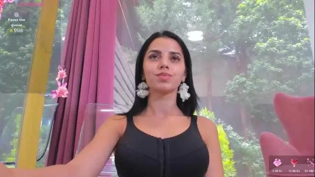 Image 4 of sarah_blake_ Stream on Chaturbate on 29 days ago