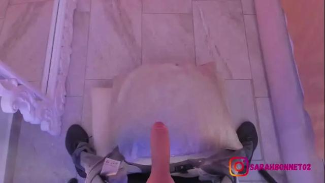 Image 6 of sarah_bonneth Stream on Chaturbate on 1 month ago