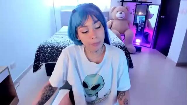 Thumbnail 1, sarah_bunnyxx's Stream at Chaturbate, 14 months ago