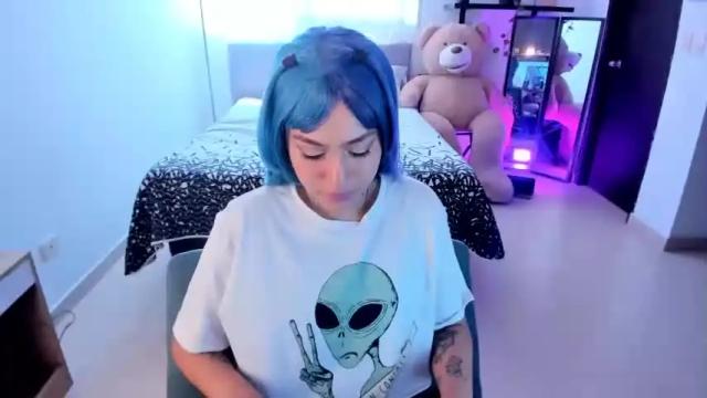 Image 3 of sarah_bunnyxx Stream on Chaturbate on 14 months ago
