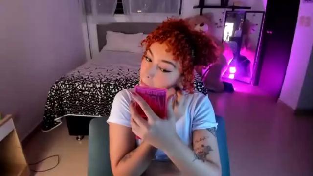 Image 2 of sarah_bunnyxx Stream on Chaturbate on 14 months ago