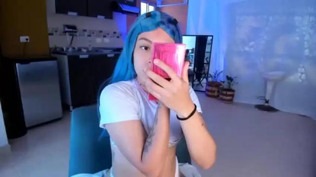 Image 2 of sarah_bunnyxx Stream on Chaturbate on 14 months ago