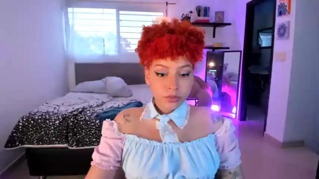 Image 3 of sarah_bunnyxx Stream on Chaturbate on 5 months ago