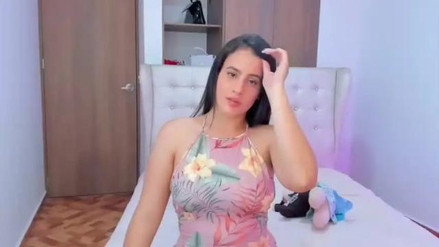 Thumbnail 1, sarah_cruzs's Stream at Chaturbate, 25 months ago
