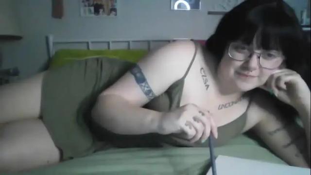 Image 3 of sarah_e_xx Stream on Chaturbate on 13 months ago