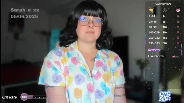Image 3 of sarah_e_xx Stream on Chaturbate on 1 month ago