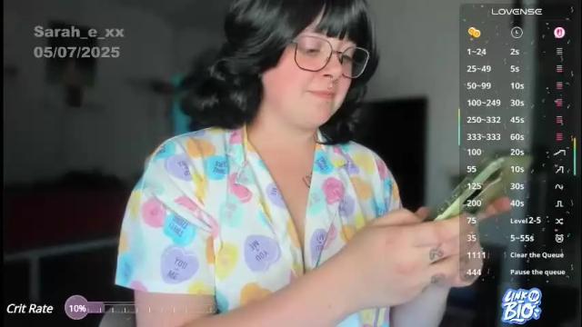 Image 3 of sarah_e_xx Stream on Chaturbate on 1 month ago