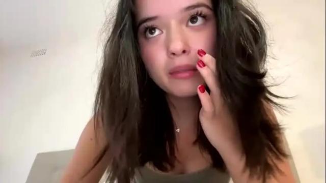 Image 11 of sarah_heart_aus Stream on Chaturbate on 1 month ago