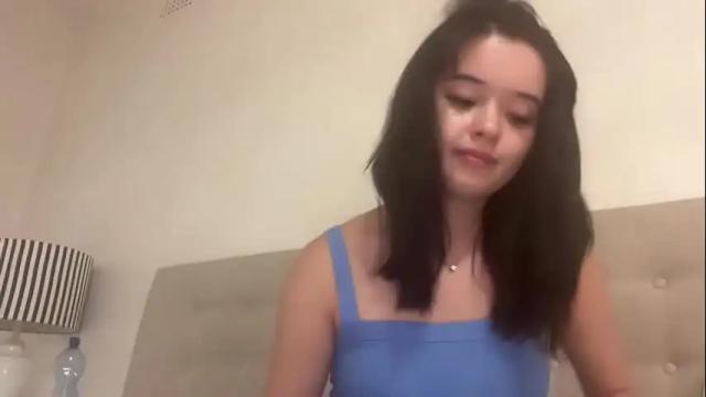 Image 10 of sarah_heart_aus Stream on Chaturbate on 6 days ago