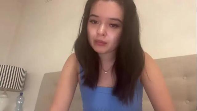 Image 7 of sarah_heart_aus Stream on Chaturbate on 6 days ago