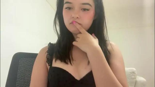 Image 4 of sarah_heart_aus Stream on Chaturbate on 2 months ago