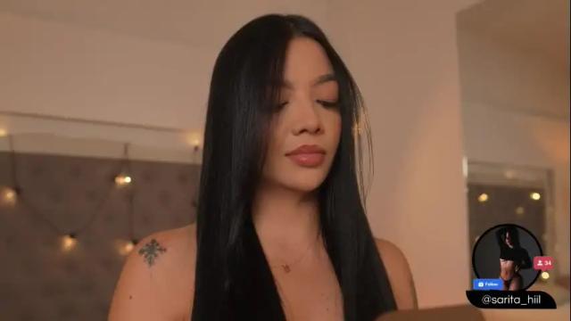 Image 8 of sarah_hiill Stream on Chaturbate on 2 months ago