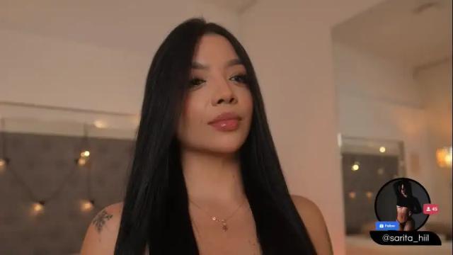 Image 11 of sarah_hiill Stream on Chaturbate on 2 months ago