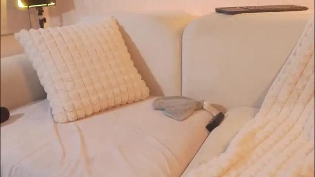 Image 8 of sarah_hiill Stream on Chaturbate on 9 days ago