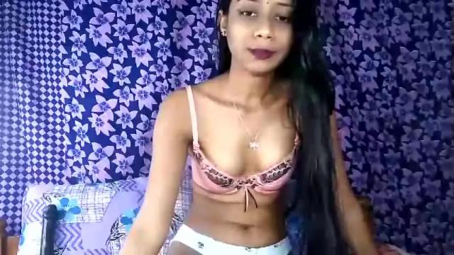 Thumbnail 1, sarah_hotty's Stream at Chaturbate, 17 months ago