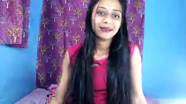 Image 2 of sarah_hotty Stream on Chaturbate on 23 months ago