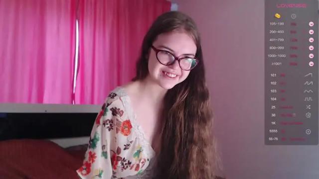 Image 6 of sarah_hs Stream on Chaturbate on 13 months ago