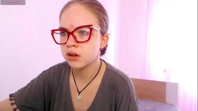 Thumbnail 1, sarah_hs's Stream at Chaturbate, 1 month ago