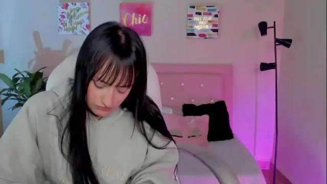 Image 3 of sarah_ramirez777 Stream on Chaturbate on 13 days ago