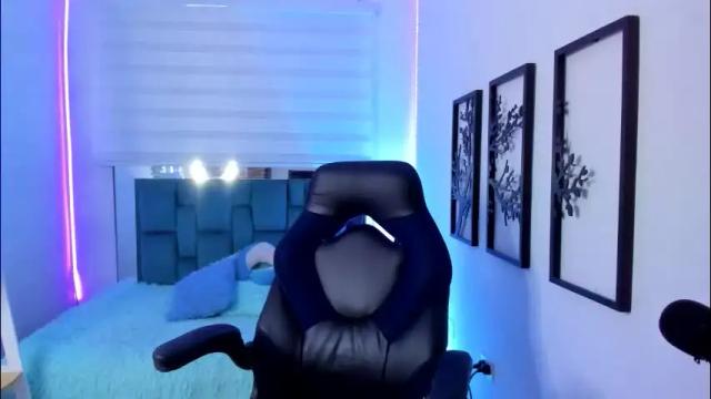 Image 7 of sarah_ramirez777 Stream on Chaturbate on 1 month ago