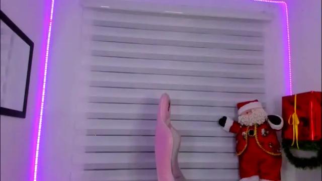 Image 8 of sarah_ramirez777 Stream on Chaturbate on 25 days ago