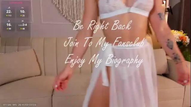 Image 4 of sarah_rayy Stream on Chaturbate on 1 month ago