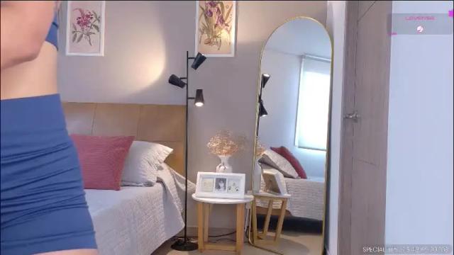 Image 6 of sarah_rayy Stream on Chaturbate on 14 days ago