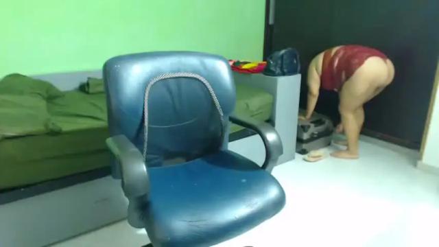 Image 8 of sarah_ribeiroo Stream on Chaturbate on 17 months ago