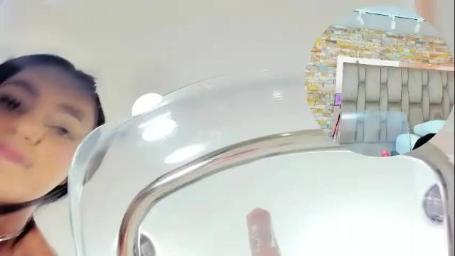 Image 10 of sarah_sanz Stream on Chaturbate on 1 month ago