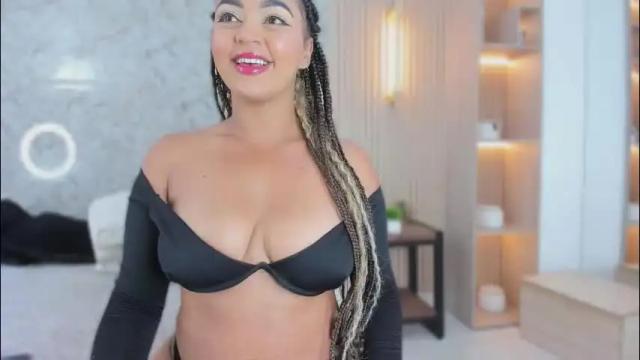 Image 4 of sarah_sanz Stream on Chaturbate on 1 month ago