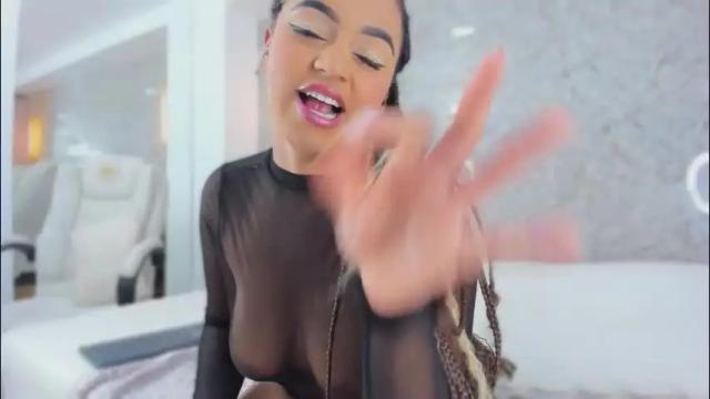 Image 7 of sarah_sanz Stream on Chaturbate on 1 month ago