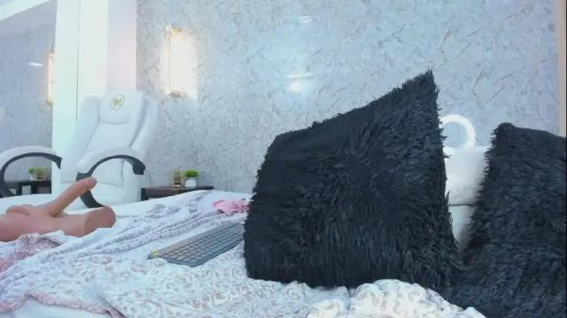 Image 7 of sarah_sanz Stream on Chaturbate on 2 months ago