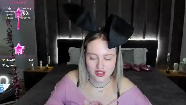 Image 7 of sarah_soul Stream on Chaturbate on 1 month ago