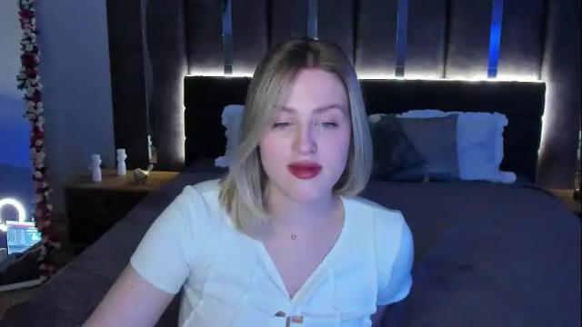 Image 12 of sarah_soul Stream on Chaturbate on 1 month ago