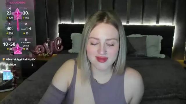 Image 2 of sarah_soul Stream on Chaturbate on 1 month ago