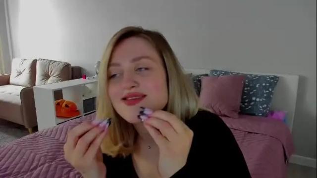 Image 12 of sarah_soul Stream on Chaturbate on 1 month ago