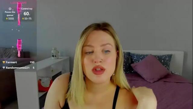 Image 2 of sarah_soul Stream on Chaturbate on 16 days ago