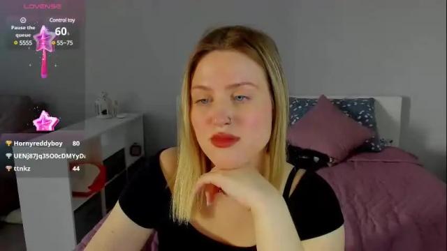Image 10 of sarah_soul Stream on Chaturbate on 15 days ago