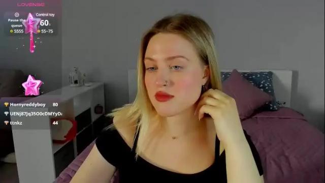 Image 4 of sarah_soul Stream on Chaturbate on 15 days ago