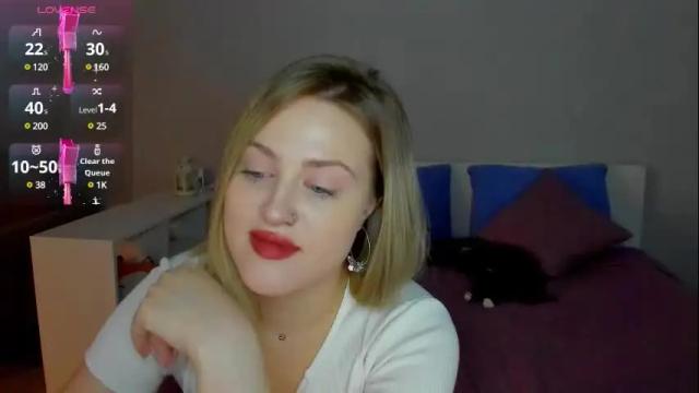 Image 12 of sarah_soul Stream on Chaturbate on 11 days ago
