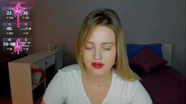 Image 3 of sarah_soul Stream on Chaturbate on 11 days ago