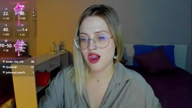 Image 6 of sarah_soul Stream on Chaturbate on 6 days ago