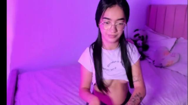 Image 7 of sarah_stone15 Stream on Chaturbate on 7 months ago