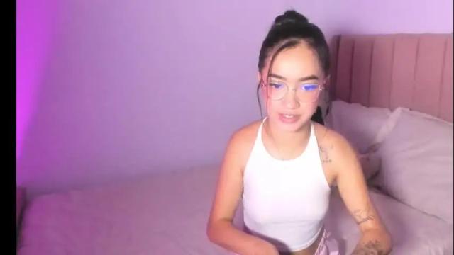 Thumbnail 1, sarah_stone15's Stream at Chaturbate, 7 months ago