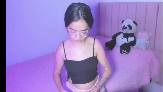 Image 2 of sarah_stone15 Stream on Chaturbate on 2 months ago
