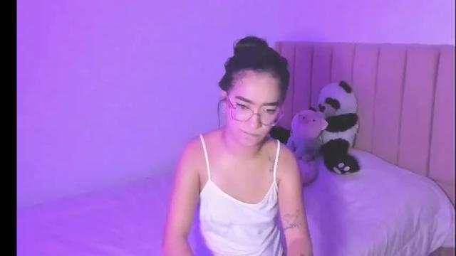 Image 10 of sarah_stone15 Stream on Chaturbate on 1 day ago